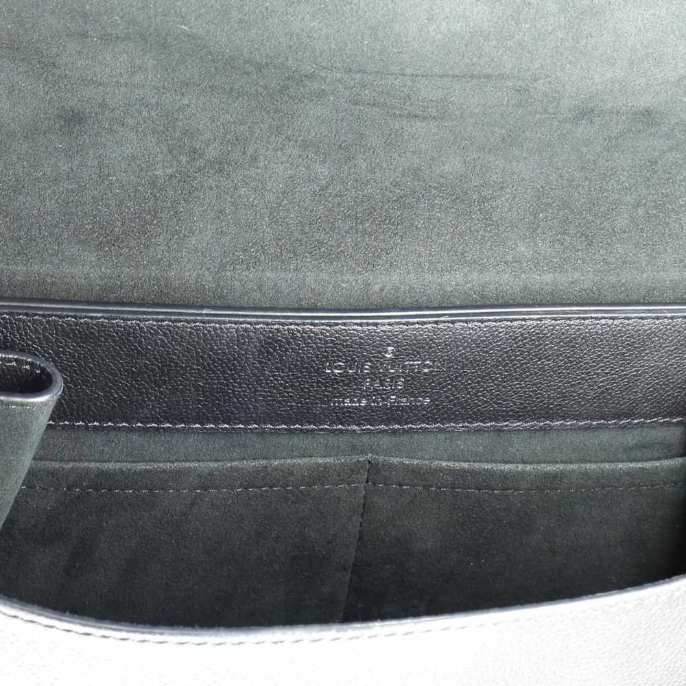 Louis Vuitton Leather tote - image 7