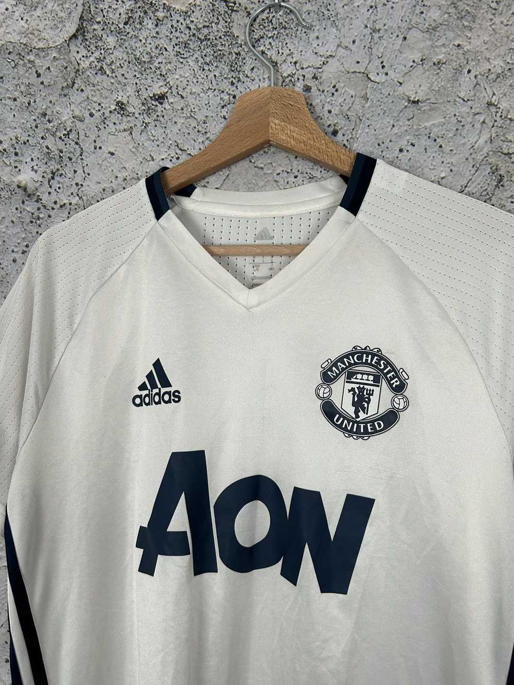 Adidas × Manchester United × Soccer Jersey Vintag… - image 3