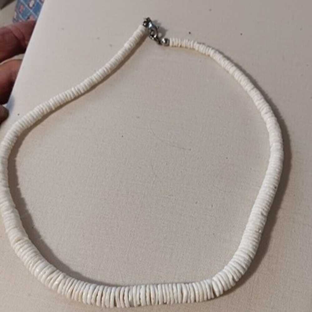 White Puka Shell Necklace Hawaiian Claw Clasp 17"… - image 3