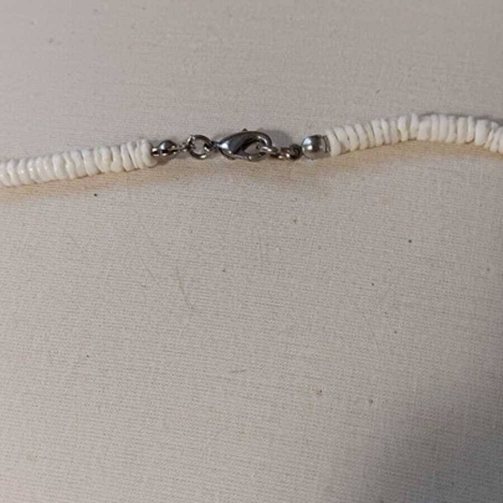 White Puka Shell Necklace Hawaiian Claw Clasp 17"… - image 4