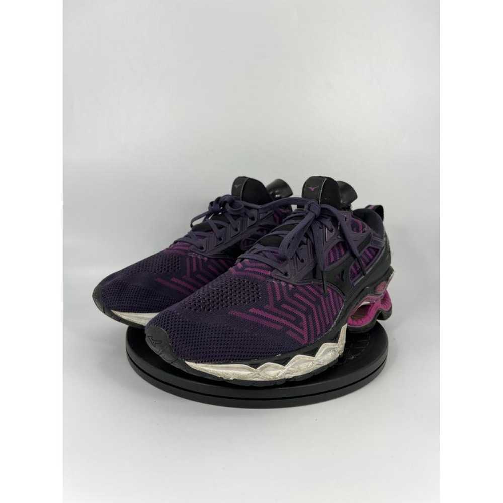 Mizuno Trainers - image 2