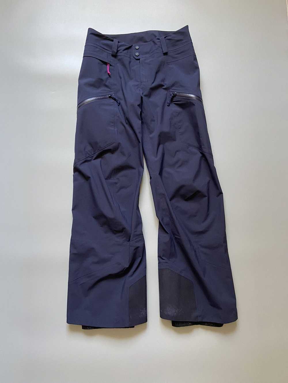 Arc'Teryx × Goretex × Outdoor Life Women’s Arc’te… - image 1