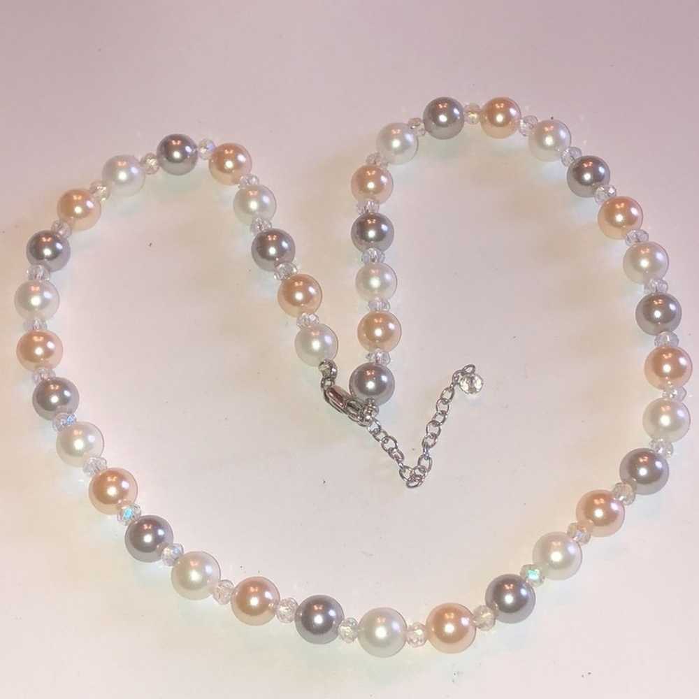 Faux Pearl Pale Pink Gray & White Glass/Resin Bea… - image 2