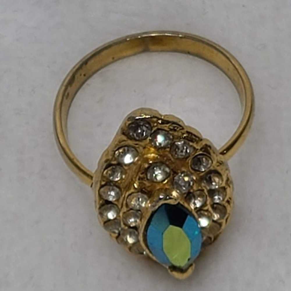 Vintage Gold-Tone Ring With Clear & Teal Rhinesto… - image 9