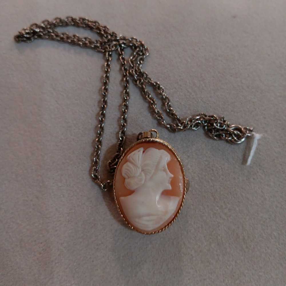 Vintage Goldtone cameo watch necklace - image 6