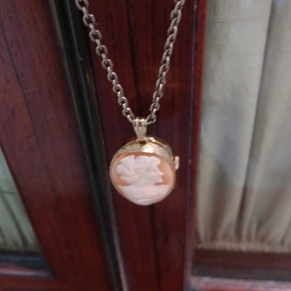 Vintage Goldtone cameo watch necklace - image 8