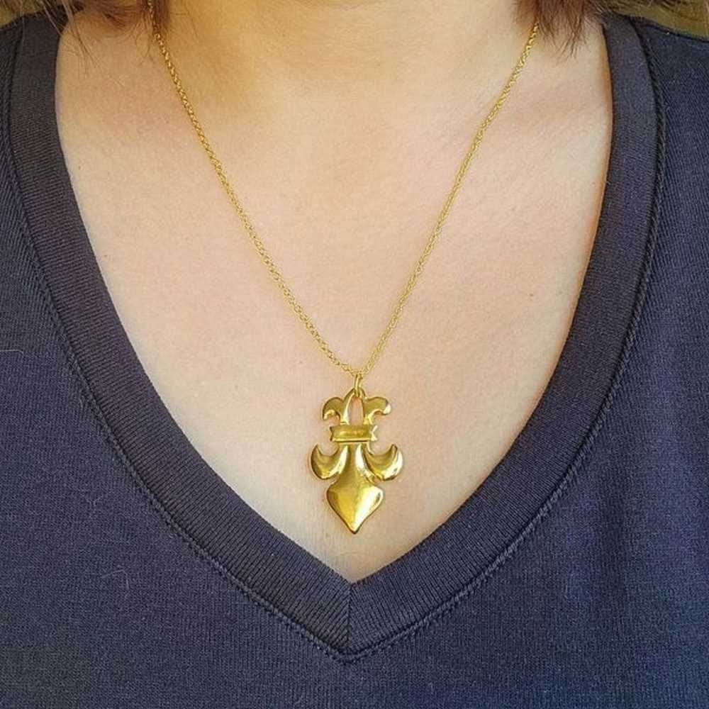 Vintage Gold Fleur de Lis Necklace - image 7