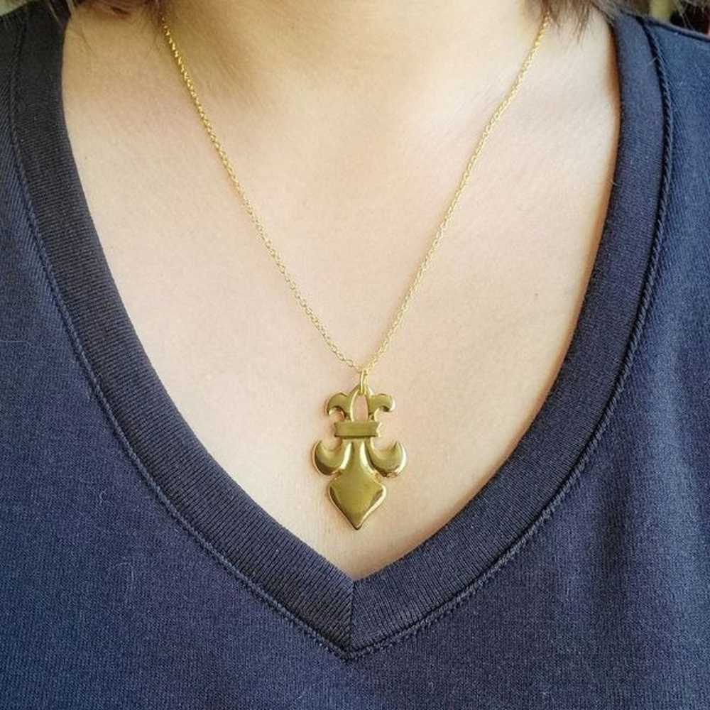 Vintage Gold Fleur de Lis Necklace - image 9