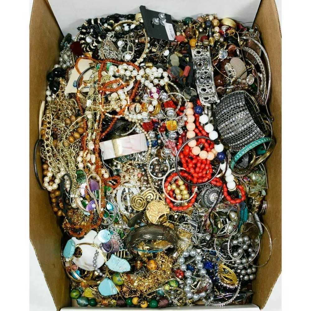 1 pound jewelry* - Please read full description!! - image 6