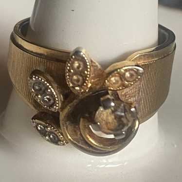 18kt hge butterfly - Gem 18kt hge butterfly - Gem