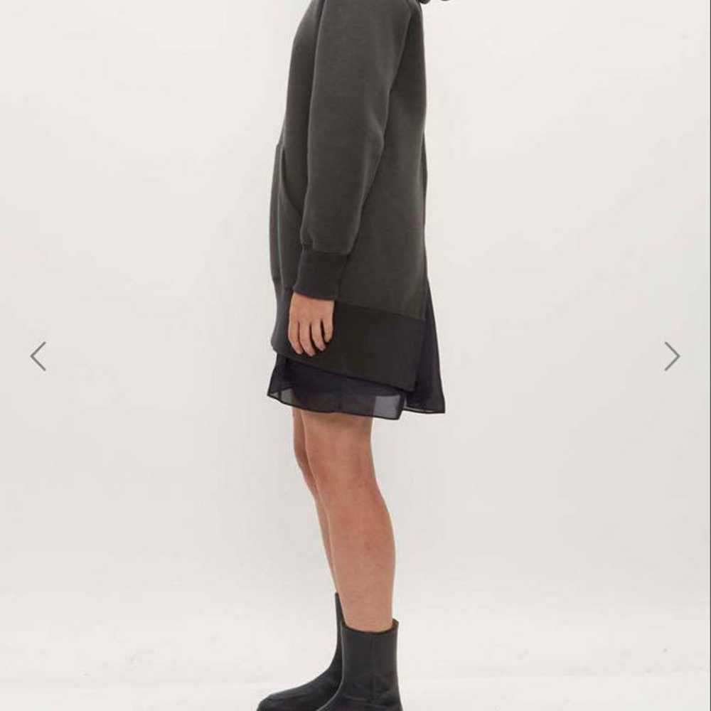 23AW sacai sponge sweat hoodie dress with inner d… - image 3