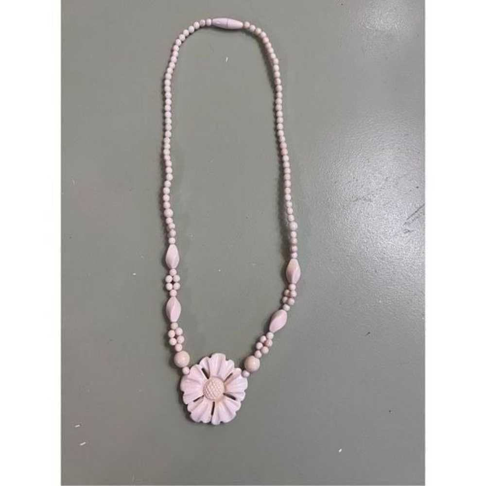 Women’s Pink Fantastic Vintage Jewelry Beaded Flo… - image 2