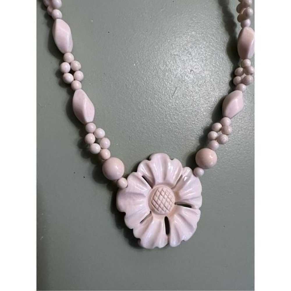 Women’s Pink Fantastic Vintage Jewelry Beaded Flo… - image 3