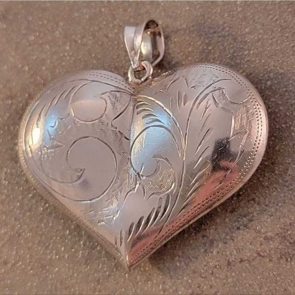 Vintage Sterling Large Puffy Etched Heart Pendant… - image 2