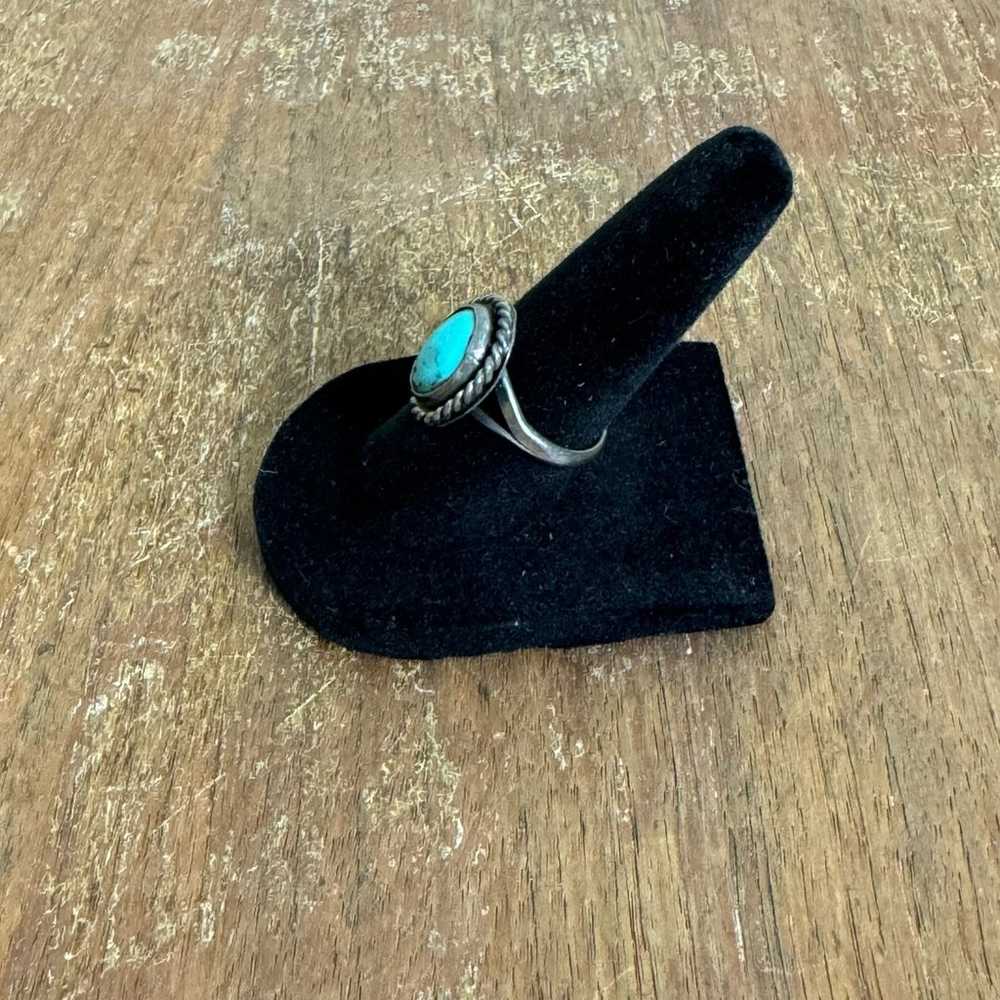 Vintage Navajo Sterling Silver Round Turquoise ri… - image 2