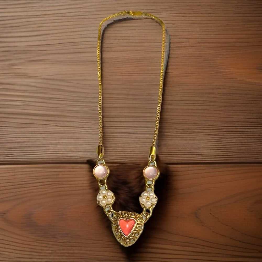 Vintage TRIFARI Gold Tone Heart Necklace Pink Luc… - image 4