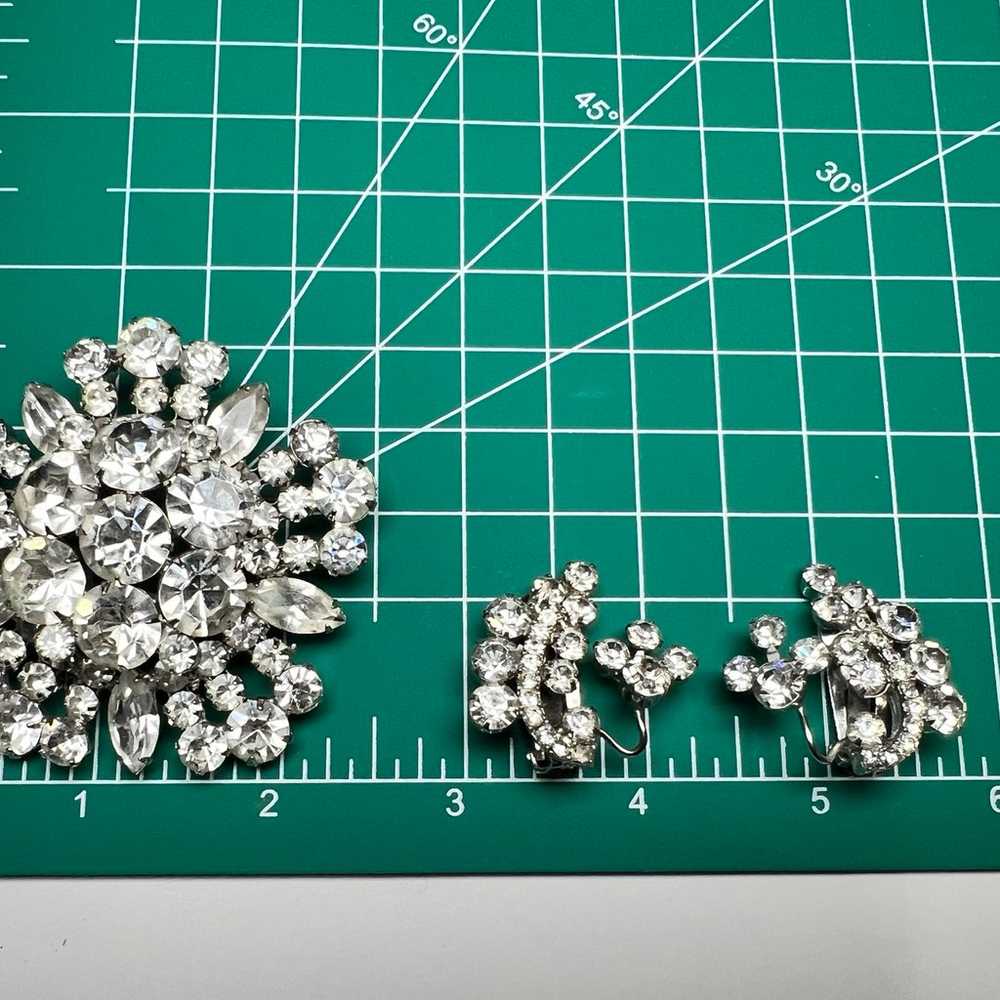 Juliana Clear Rhinestone Silver Tone Brooch and E… - image 12