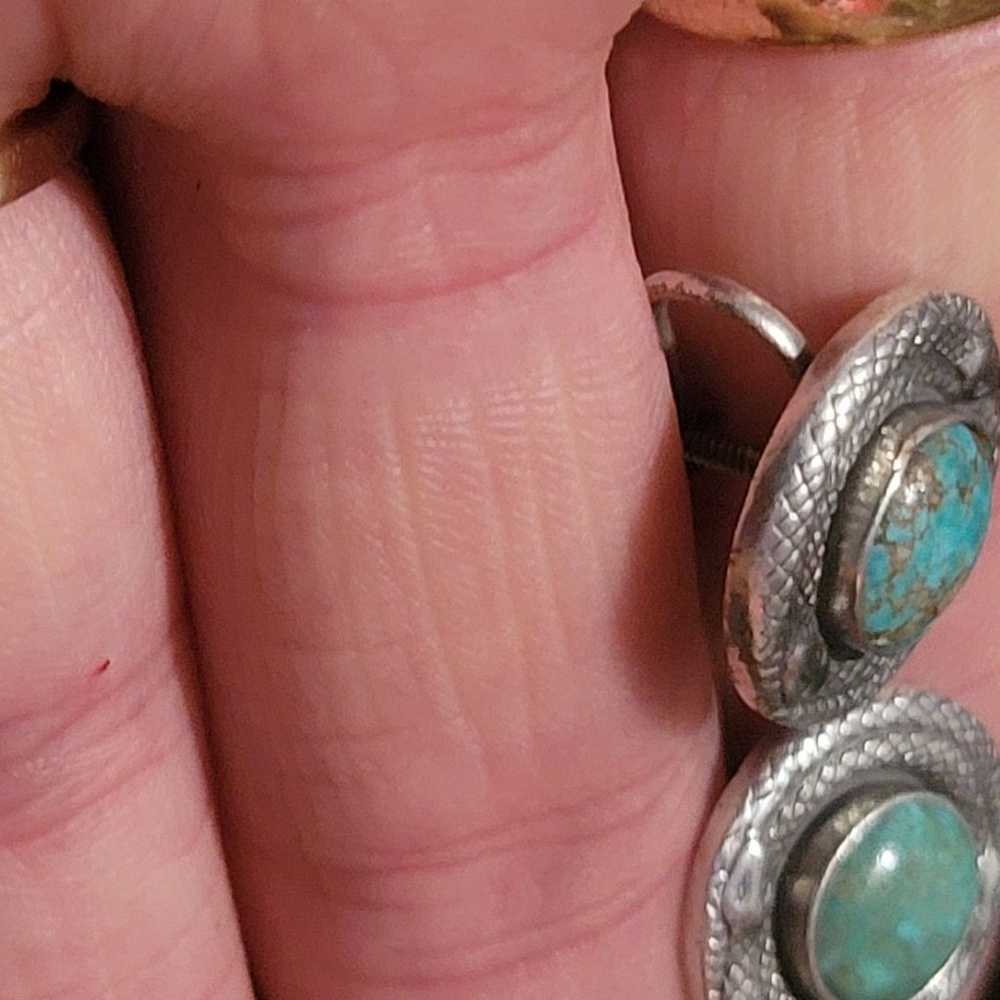 Vintage zuni snake turquoise earrings - image 10