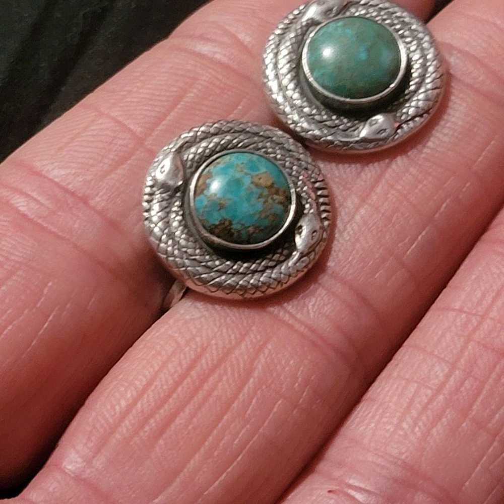 Vintage zuni snake turquoise earrings - image 7