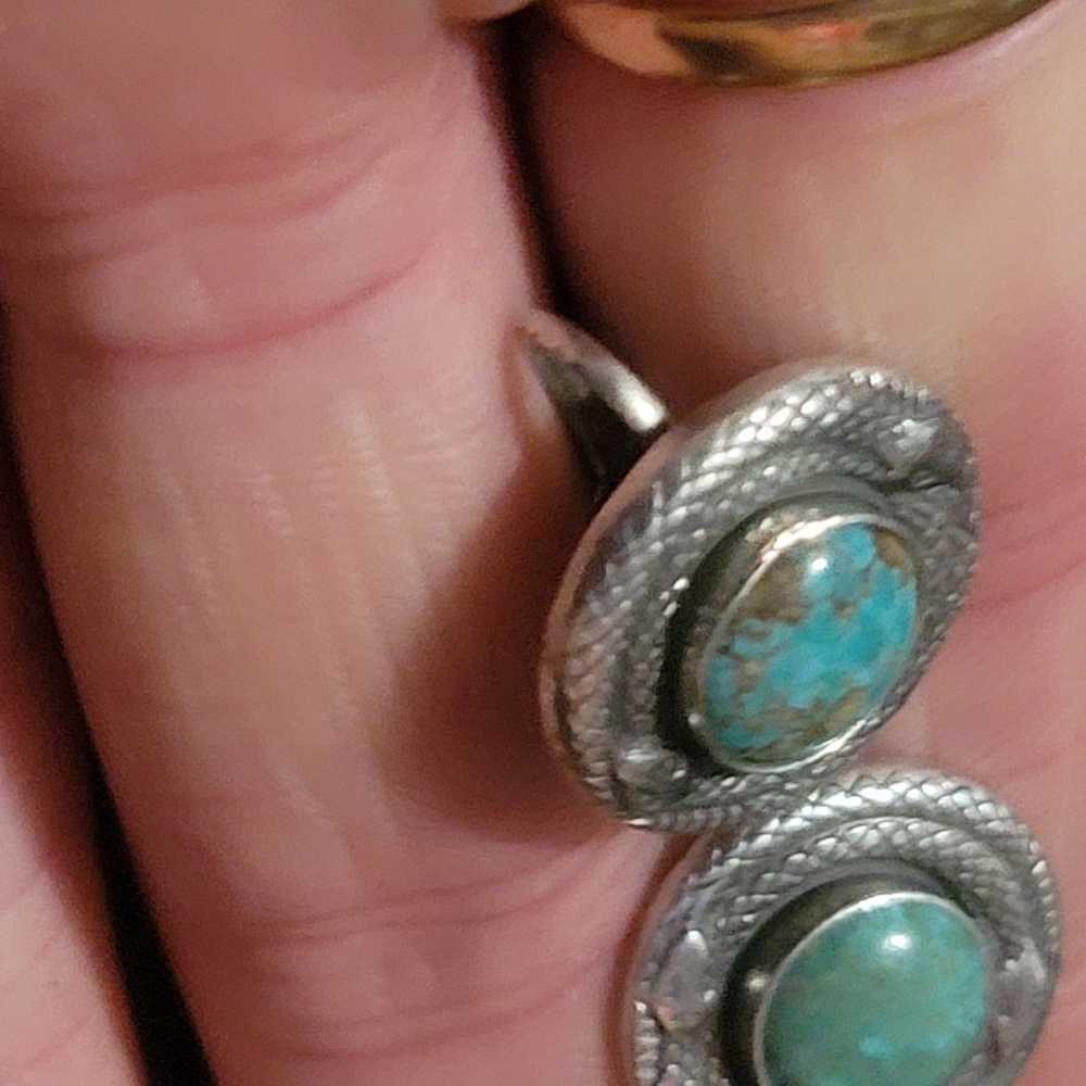 Vintage zuni snake turquoise earrings - image 9