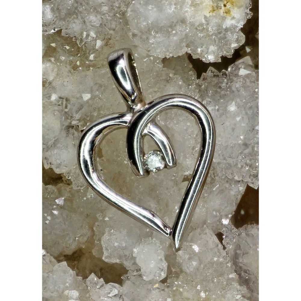 Vintage 10K White Gold - Single Diamond Heart Pen… - image 2