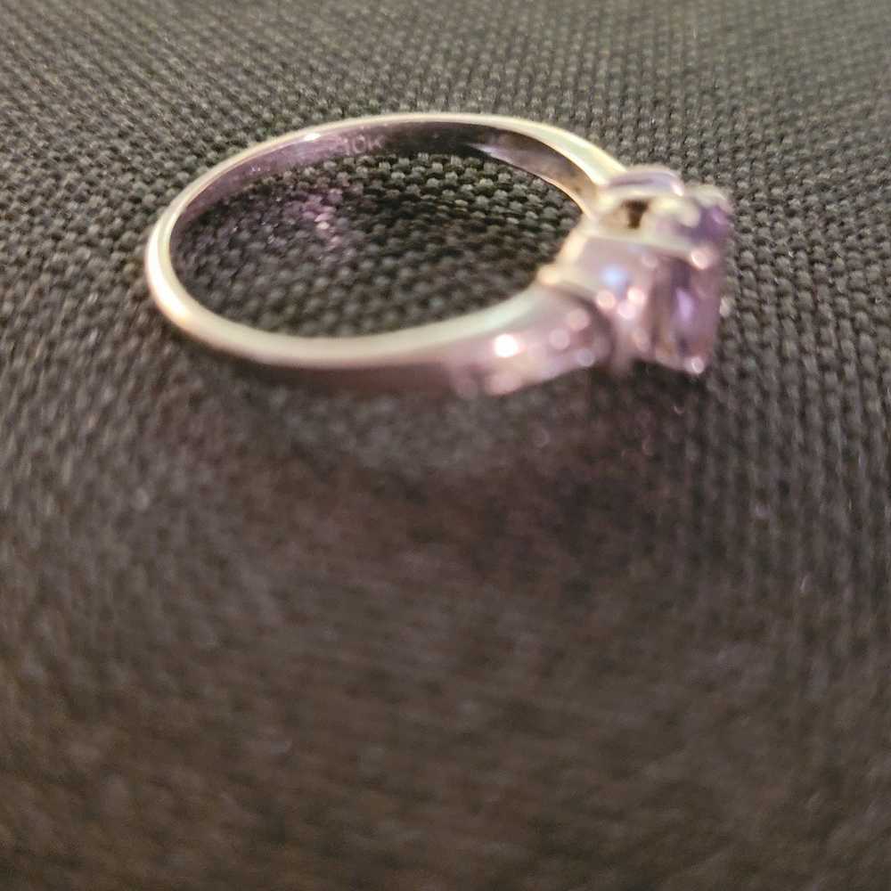 10k white gold and tanzanite ring - image 3