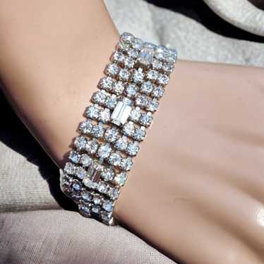 Vintage Weiss signed rhinestone bracelet - image 1