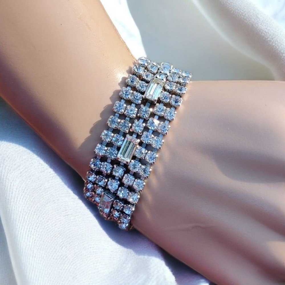 Vintage Weiss signed rhinestone bracelet - image 3