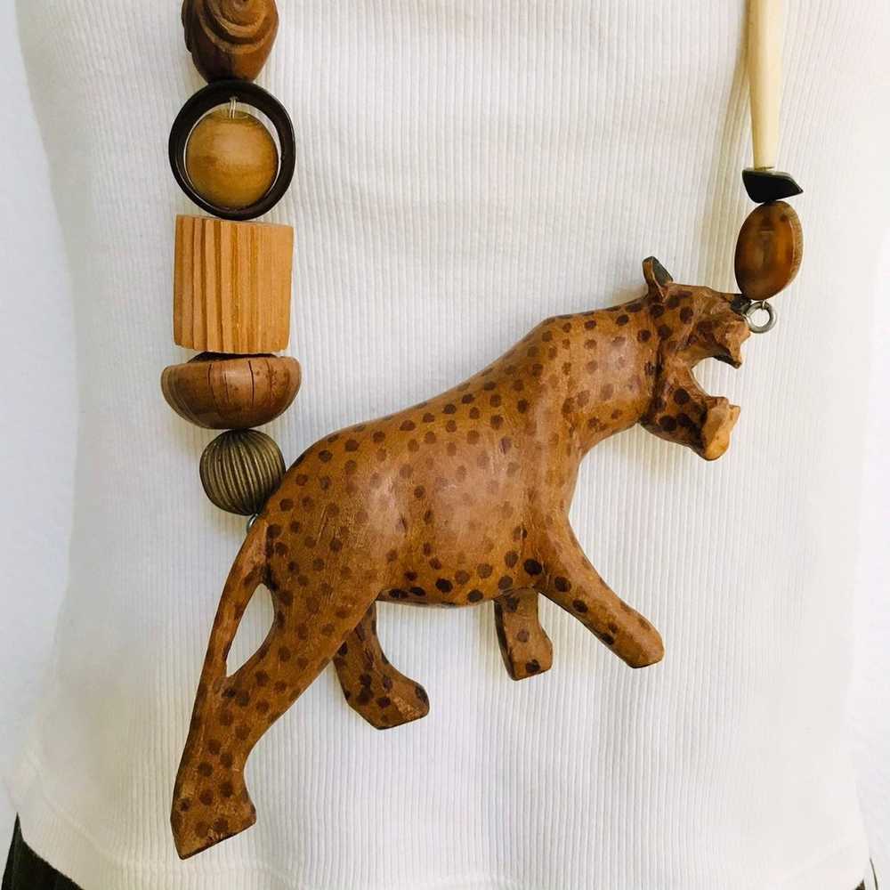 VINTAGE Huge Carved Wooden LEOPARD Artisan Neckla… - image 8