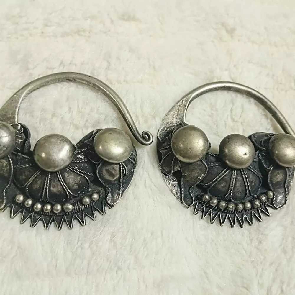 Vintage Miao Silver Tribal Floral Earrings - image 8