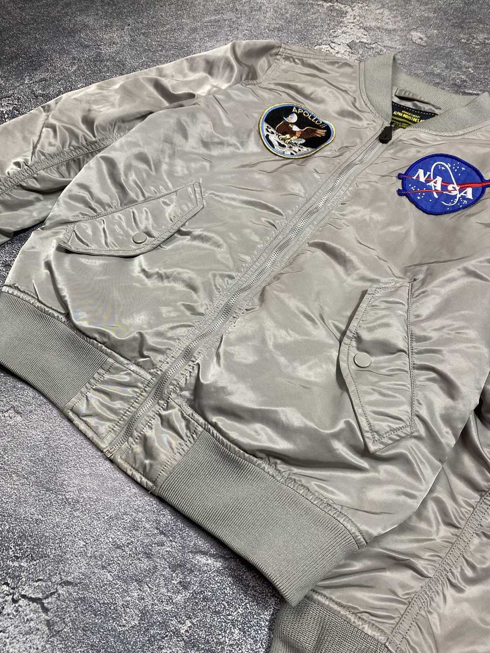 Alpha Industries × Bomber Jacket × Nasa Alpha Ind… - image 5