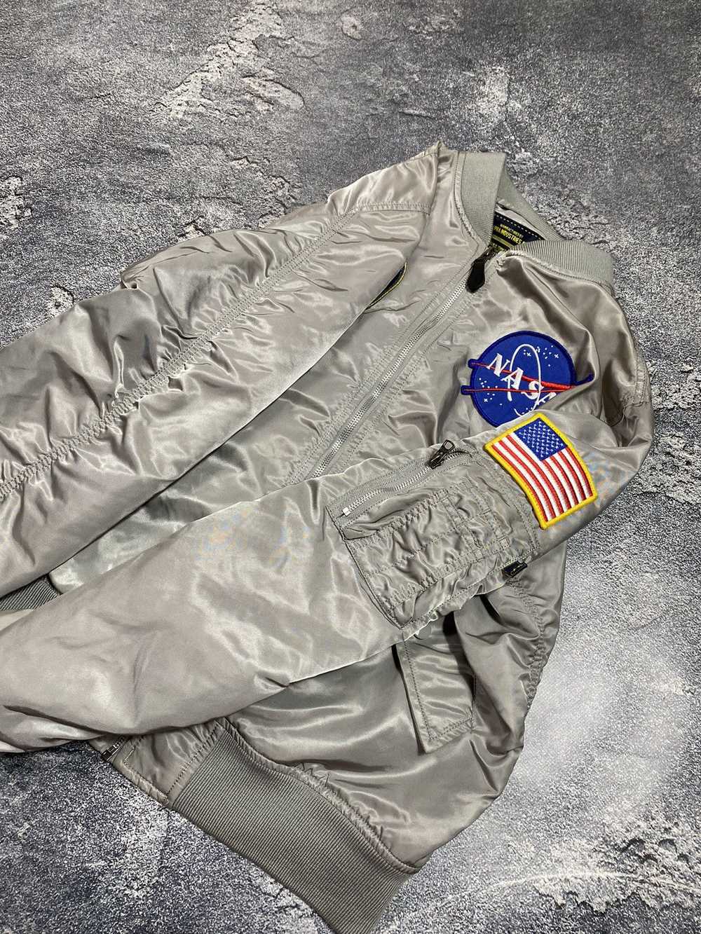 Alpha Industries × Bomber Jacket × Nasa Alpha Ind… - image 6