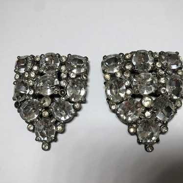 Atj80112 1930s Clips Vintage Brooch Dress Clips - image 1