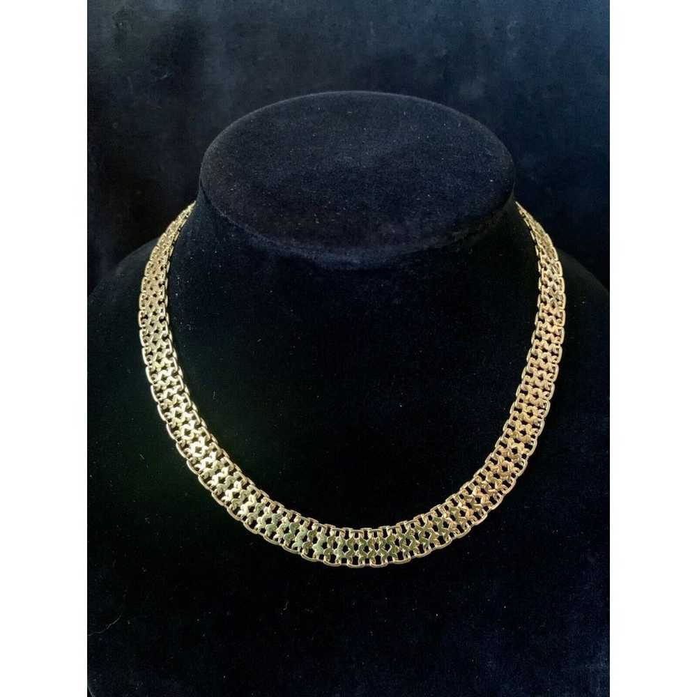 Signed Monet Wide Interlocking Gold Tone Chain Ne… - image 1