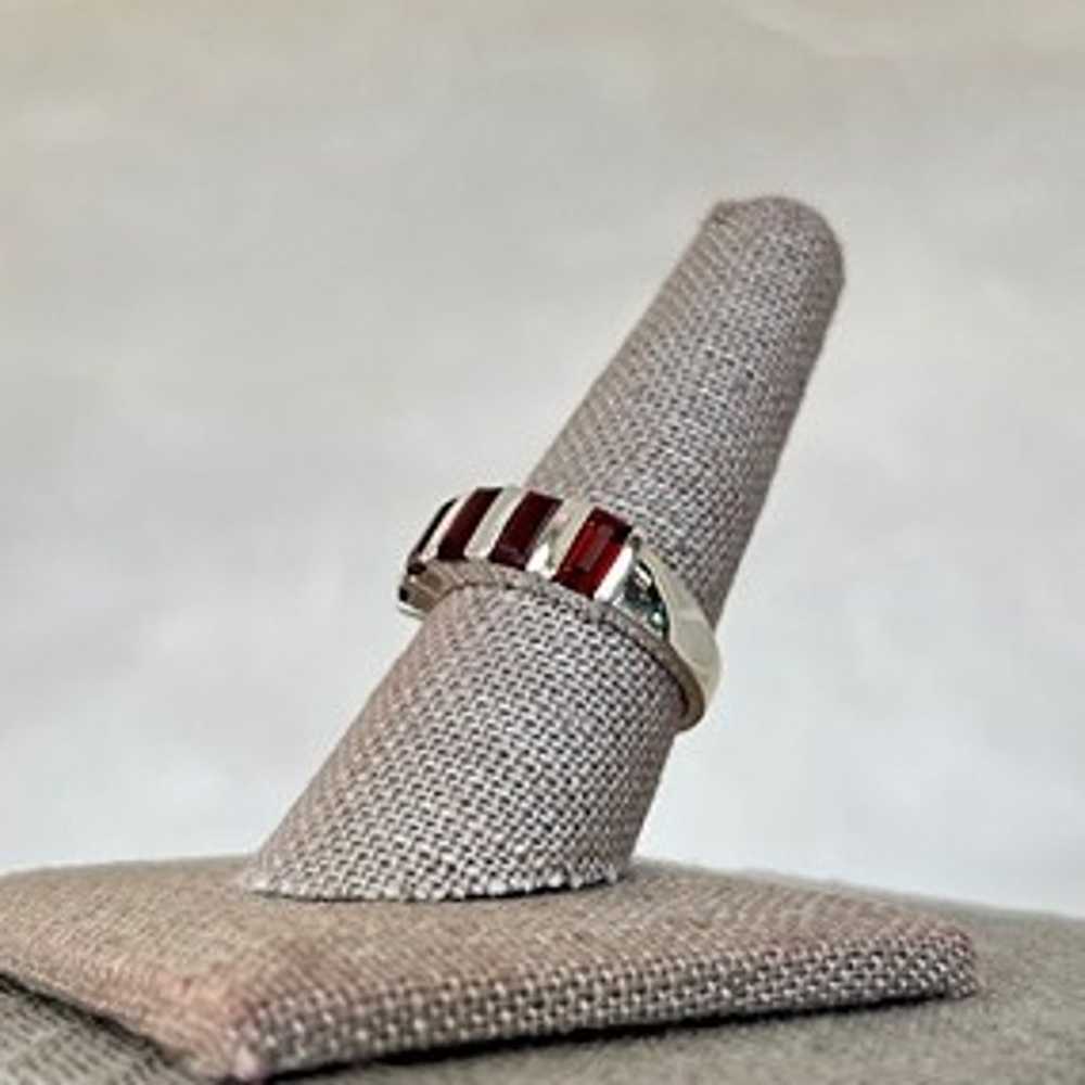 Vintage Sterling Silver Garnet in 5 Stone Ring SR… - image 4