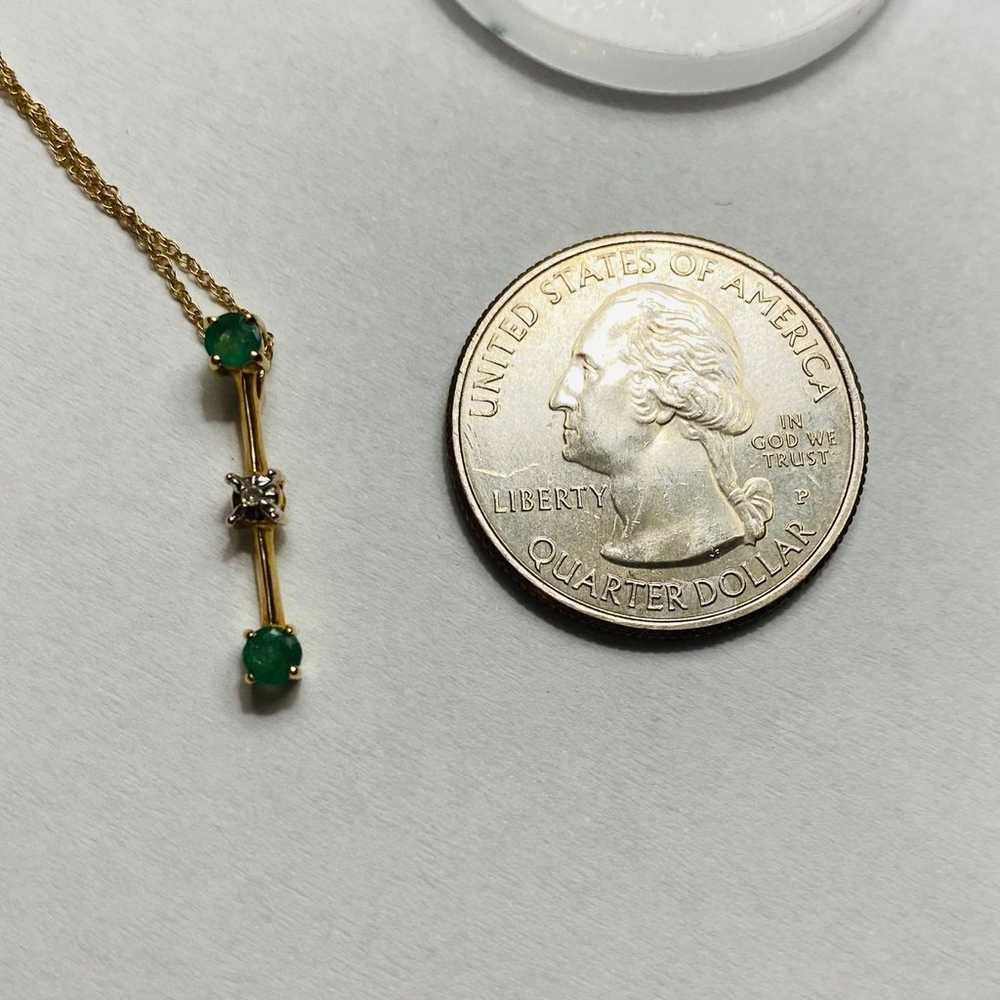 10k solid gold genuine Emerald and diamond pendant - image 2