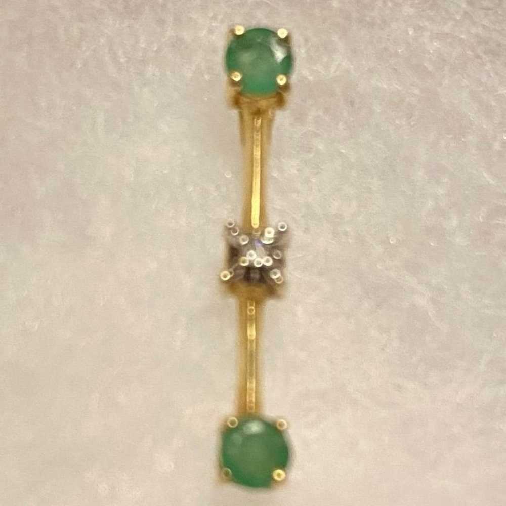 10k solid gold genuine Emerald and diamond pendant - image 3