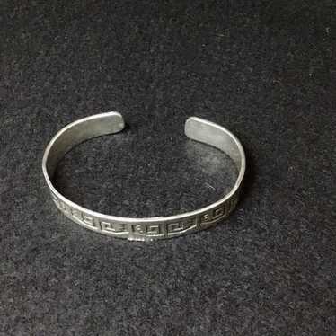 Vintage Native American sterling silver bracelet - image 1