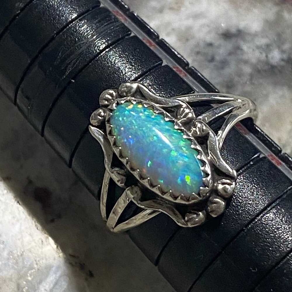 Vintage Navajo Sterling Silver opal ring Signed ! - image 10