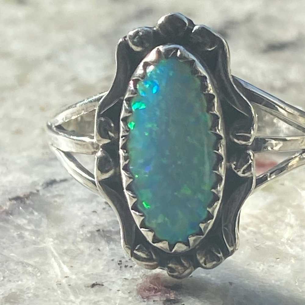 Vintage Navajo Sterling Silver opal ring Signed ! - image 1