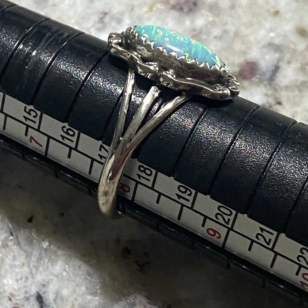 Vintage Navajo Sterling Silver opal ring Signed ! - image 8