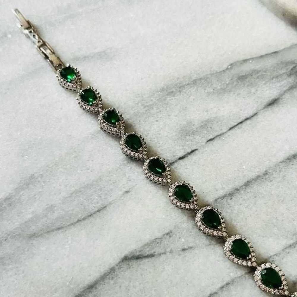 Vintage Green Crystal Gemstone Tennis Bracelet Pe… - image 3