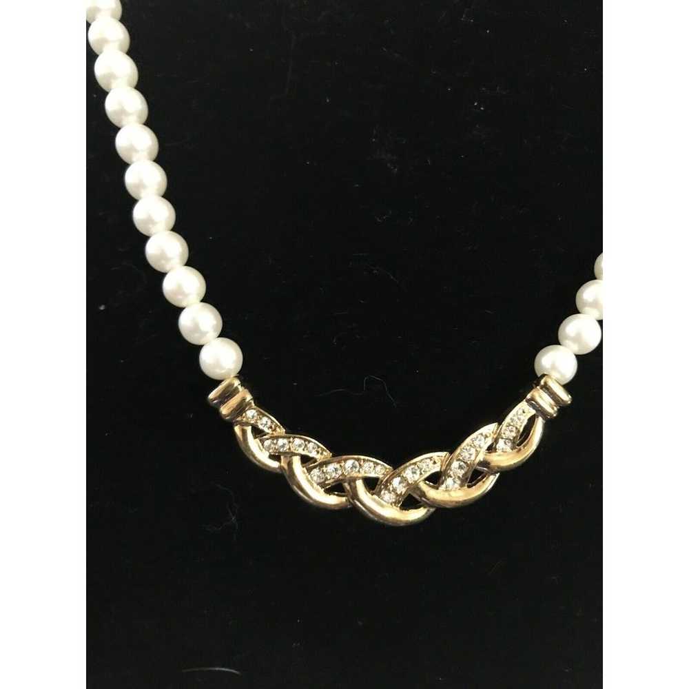 Crown Trafari Faux Pearl Necklace With Elegant Go… - image 2