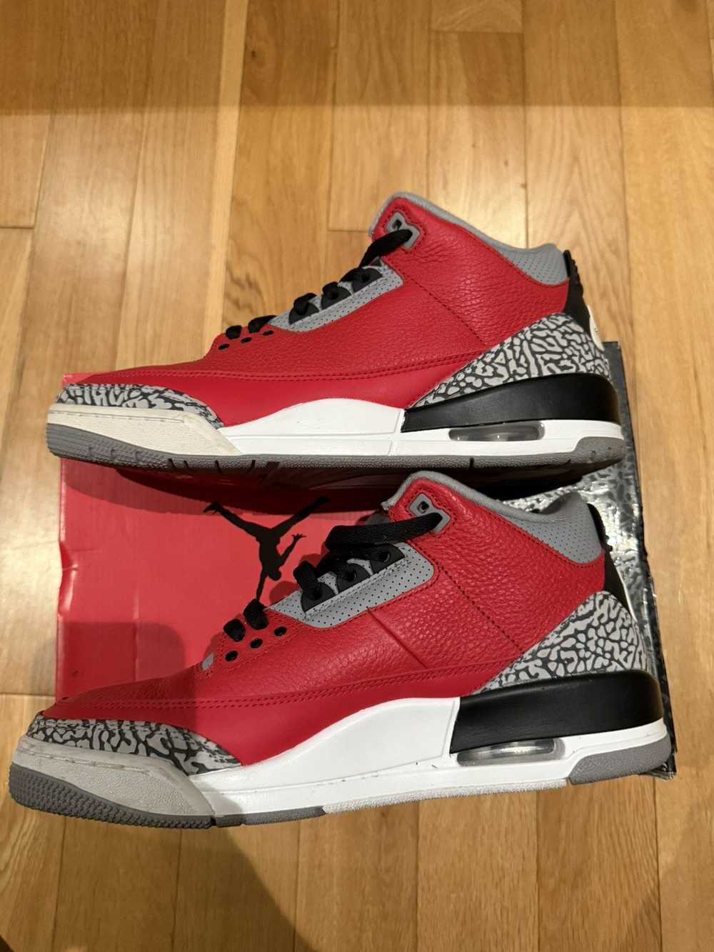 Jordan Brand fire red 3 - image 2