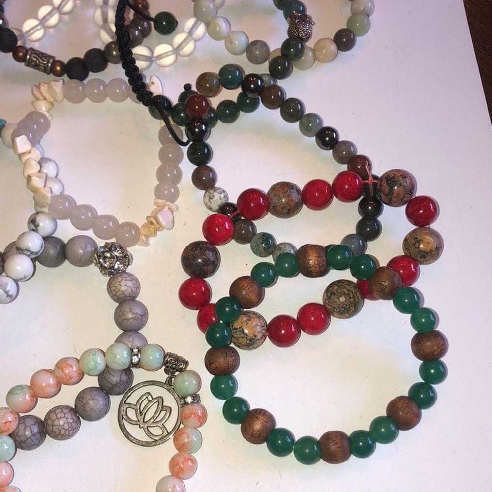 Lot of 12 Semi Precious Stones Beaded Boho Wooden… - image 12