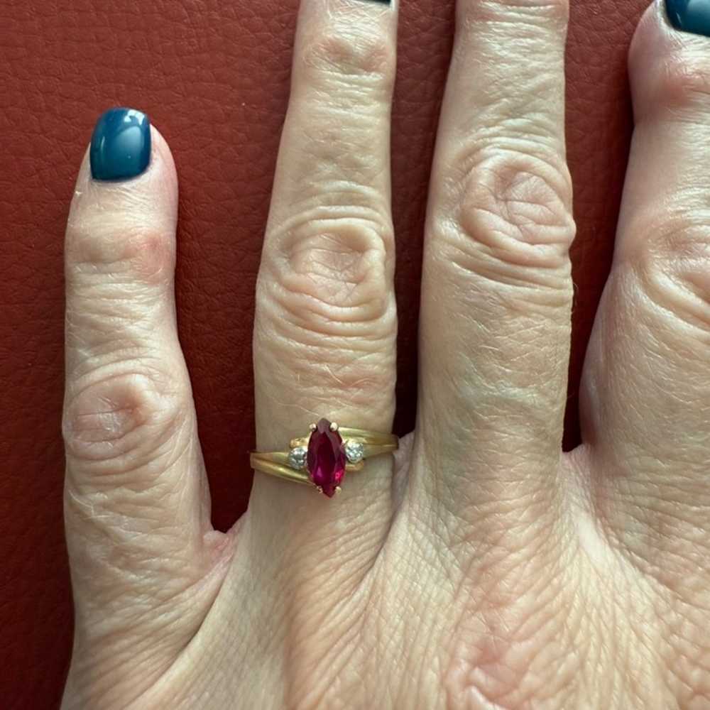 10kt Gold Diamond And Ruby Ring. Beautiful. Size 6 - image 2