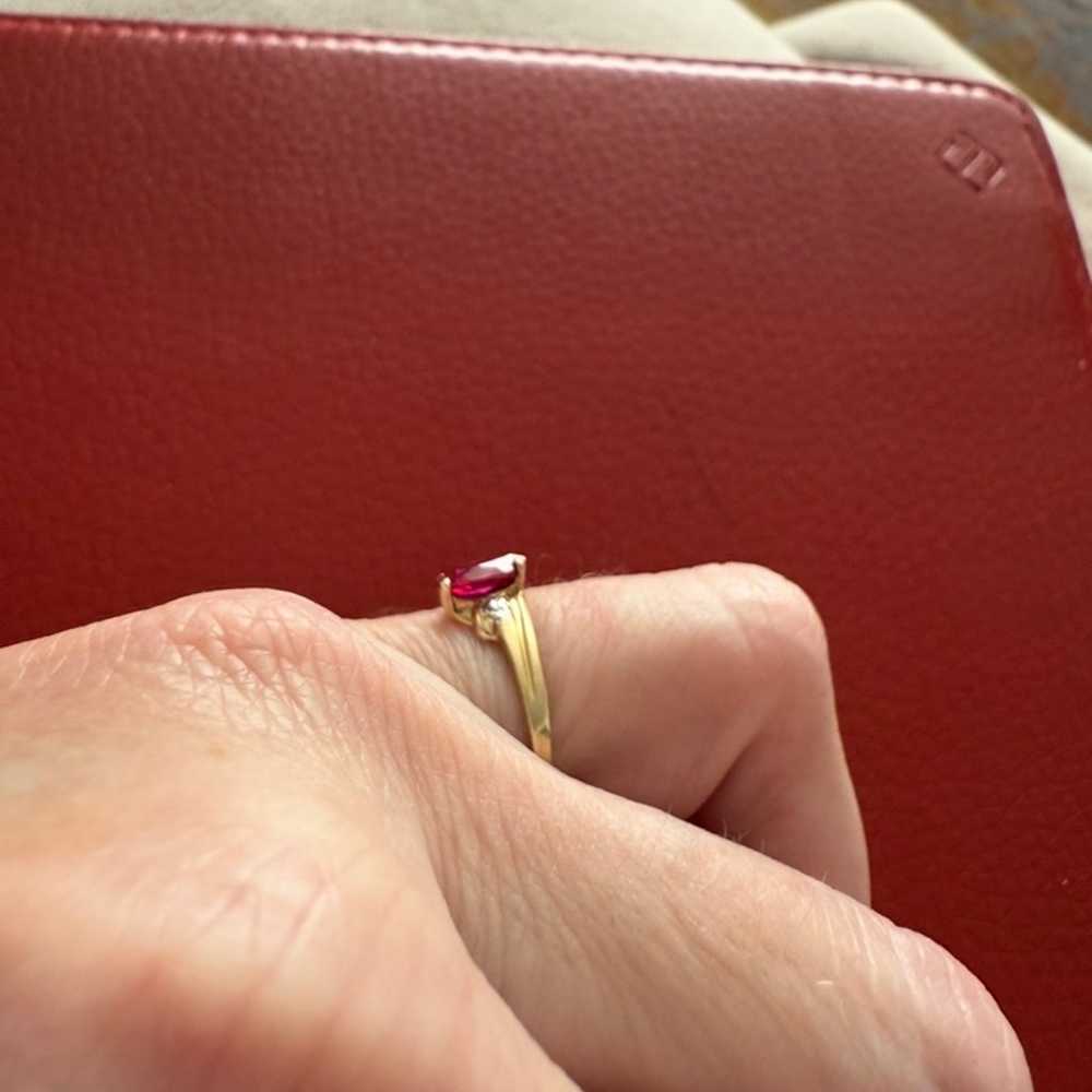 10kt Gold Diamond And Ruby Ring. Beautiful. Size 6 - image 5