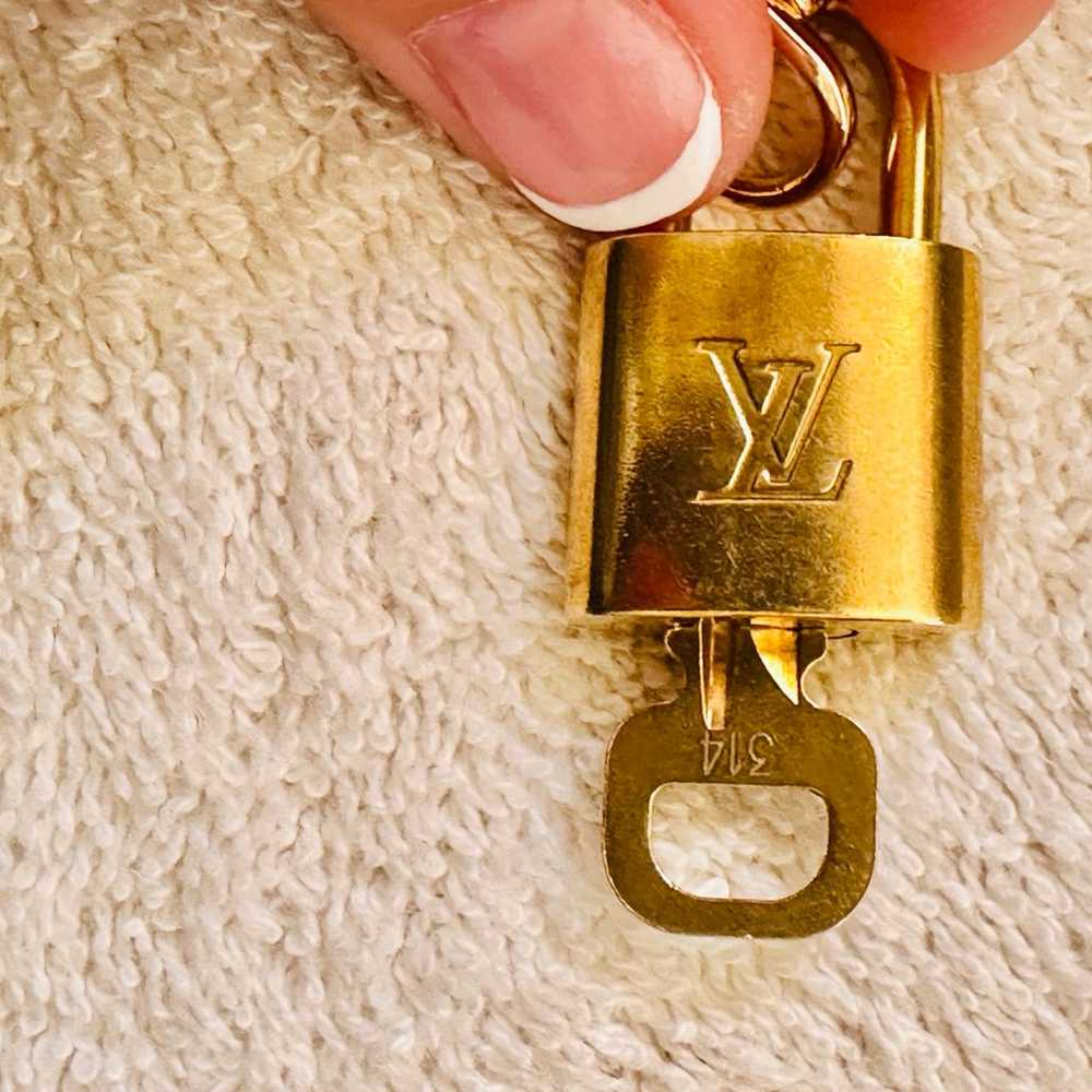 Louis Vuitton 314 Pi π padlock and key with chain - image 2