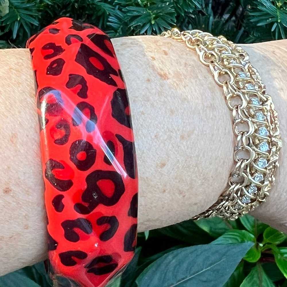 VINTAGE RETRO RED BLACK LEOPARD CHEETAH LUCITE PL… - image 11