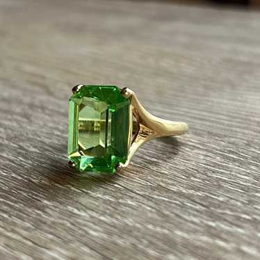 GLOWING Uranium Gold Plated Vintage Ring